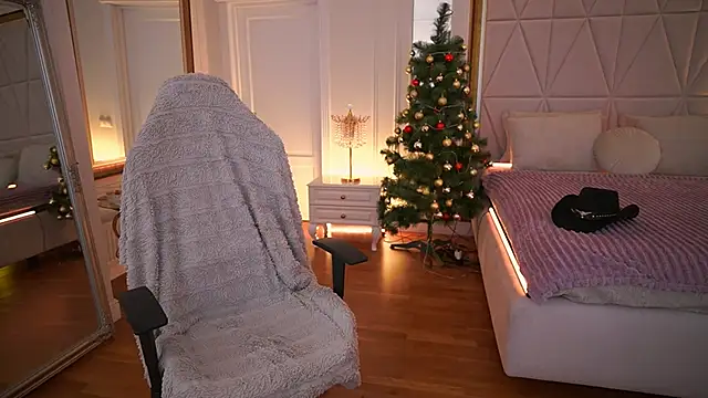 Snapshot of GraceCandy chatting on January 18, 7:12 am GraceCandy online show from January 18, 7:12 am