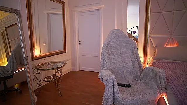 Snapshot of GraceCandy chatting on February 7, 4:09 am GraceCandy online show from February 7, 4:09 am