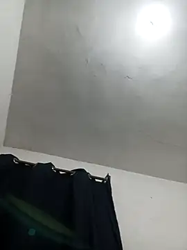 R3Y S3X online show from November 27, 2:01 am