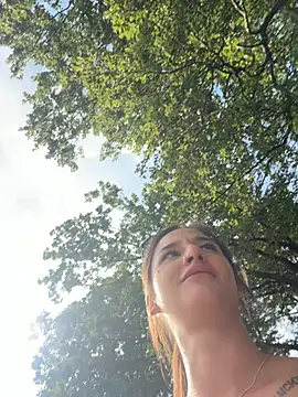 joanaelaa online show from July 13, 3:44 pm