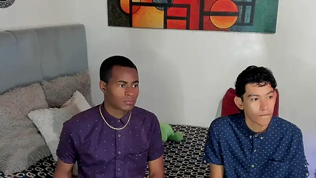 Snapshot of CrissBrownxxx chatting on January 6, 6:12 pm CrissBrownxxx online show from January 6, 6:12 pm