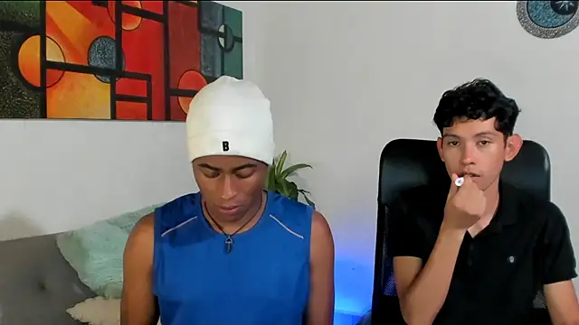 Snapshot of CrissBrownxxx chatting on September 11, 10:43 pm CrissBrownxxx online show from September 11, 10:43 pm