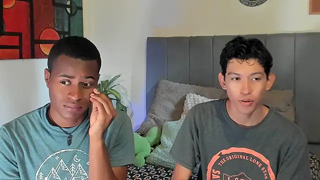 Snapshot of CrissBrownxxx chatting on October 12, 5:03 pm CrissBrownxxx online show from October 12, 5:03 pm