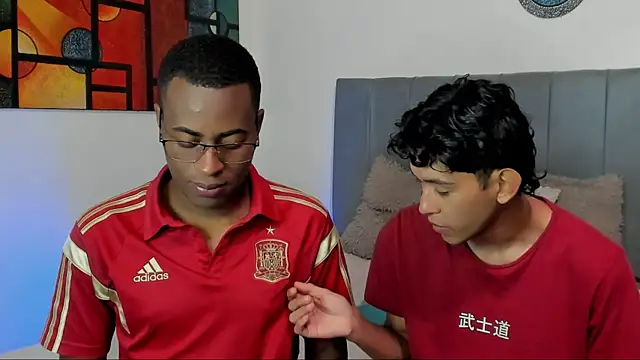 Snapshot of CrissBrownxxx chatting on December 23, 4:34 am CrissBrownxxx online show from December 23, 4:34 am