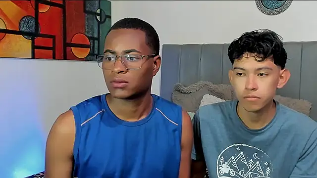 Snapshot of CrissBrownxxx chatting on November 29, 3:12 pm CrissBrownxxx online show from November 29, 3:12 pm