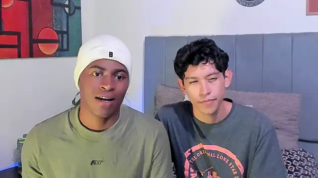 Snapshot of CrissBrownxxx chatting on October 14, 1:17 am CrissBrownxxx online show from October 14, 1:17 am