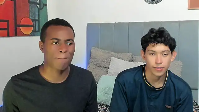 Snapshot of CrissBrownxxx chatting on October 15, 1:59 am CrissBrownxxx online show from October 15, 1:59 am