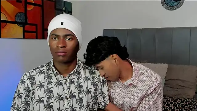 Snapshot of CrissBrownxxx chatting on December 2, 12:55 am CrissBrownxxx online show from December 2, 12:55 am