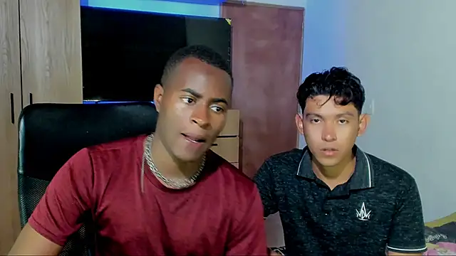 CrissBrownxxx online show from June 22, 12:27 am