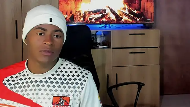 CrissBrownxxx online show from May 15, 2:42 am