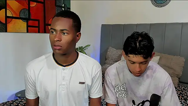 Snapshot of CrissBrownxxx chatting on October 31, 5:42 pm CrissBrownxxx online show from October 31, 5:42 pm