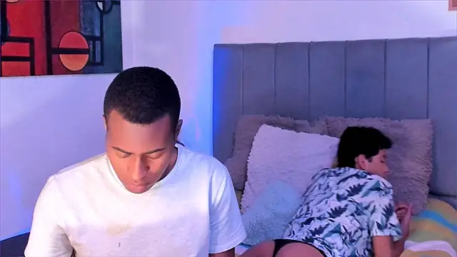 Snapshot of CrissBrownxxx chatting on October 10, 2:23 am CrissBrownxxx online show from October 10, 2:23 am