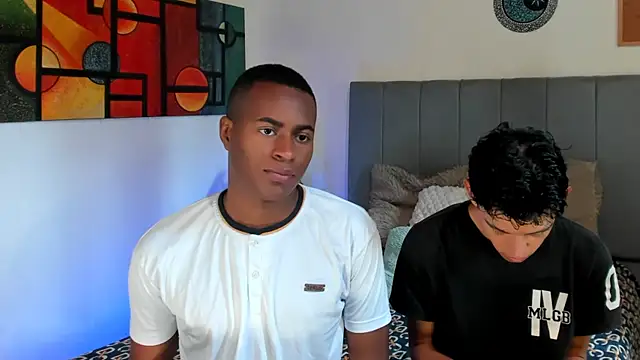 Snapshot of CrissBrownxxx chatting on September 28, 5:20 pm CrissBrownxxx online show from September 28, 5:20 pm
