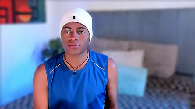 Snapshot of CrissBrownxxx chatting on October 7, 8:32 pm CrissBrownxxx online show from October 7, 8:32 pm