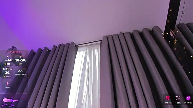 Snapshot of Thiago_jones chatting on October 22, 8:52 pm Thiago jones online show from October 22, 8:52 pm