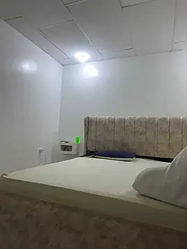 maymercy online show from November 26, 3:34 pm