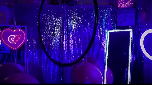 bimbotwerkqueen online show from February 10, 5:03 am