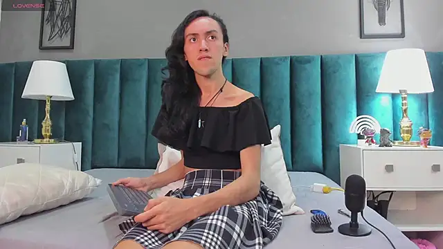 Karol fenixx online show from February 6, 7:24 am