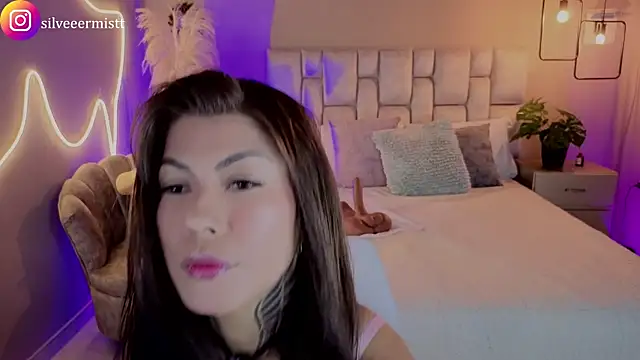 pamela reyes  online show from April 30, 2:57 pm