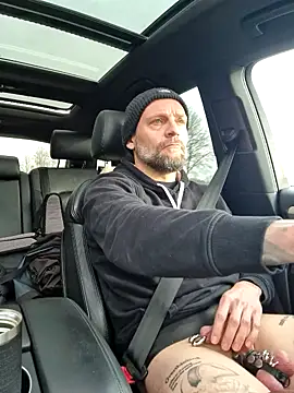 Snapshot of Prinzalbert7@xh chatting on November 21, 10:36 am Prinzalbert7xh online show from November 21, 10:36 am