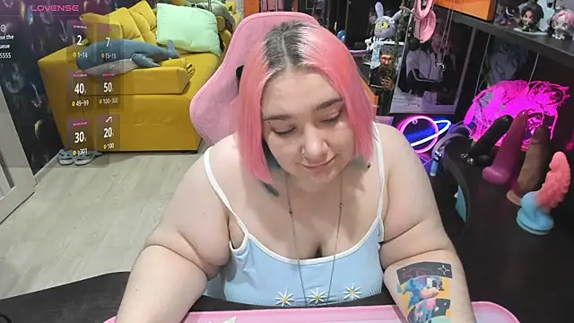 Softie Sofy online show from May 6, 1:53 am