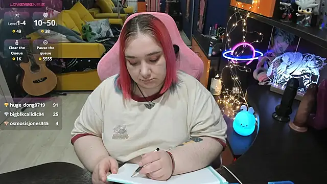 Snapshot of Softie_Sofy chatting on March 19, 10:44 am Softie Sofy online show from March 19, 10:44 am