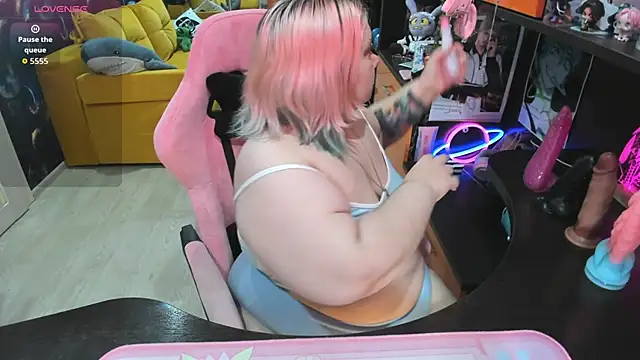 Softie Sofy online show from June 2, 4:12 am
