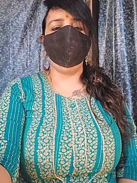 cute-tanvi online show from June 4, 12:37 am