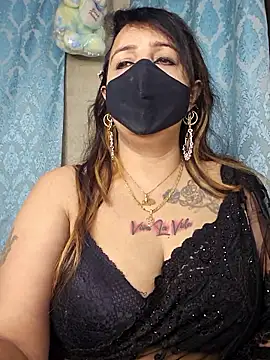 cute-tanvi online show from November 26, 12:54 am