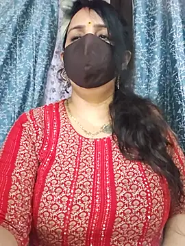 Snapshot of cute-tanvi chatting on July 6, 12:56 pm cute-tanvi online show from July 6, 12:56 pm