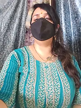 Snapshot of cute-tanvi chatting on July 14, 10:21 am cute-tanvi online show from July 14, 10:21 am