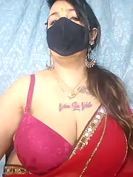 cute-tanvi online show from February 24, 12:33 am