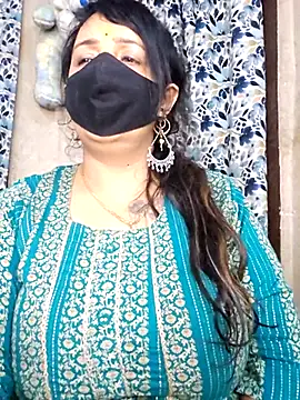 cute-tanvi online show from April 7, 12:51 pm