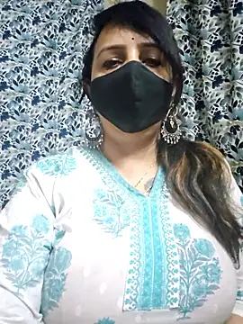 cute-tanvi online show from January 8, 11:55 pm