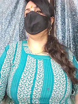 Snapshot of cute-tanvi chatting on July 14, 2:05 am cute-tanvi online show from July 14, 2:05 am