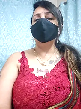 cute-tanvi online show from December 19, 1:09 am