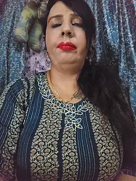 Snapshot of cute-tanvi chatting on July 20, 10:39 am cute-tanvi online show from July 20, 10:39 am