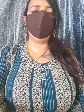 Snapshot of cute-tanvi chatting on July 7, 7:09 am cute-tanvi online show from July 7, 7:09 am