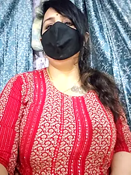 Snapshot of cute-tanvi chatting on July 2, 12:33 am cute-tanvi online show from July 2, 12:33 am