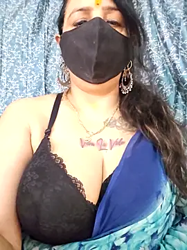 cute-tanvi online show from April 24, 12:45 am