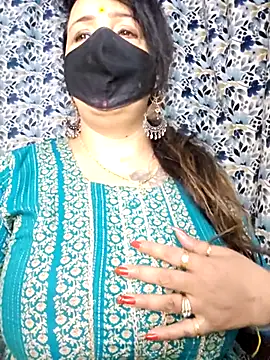 cute-tanvi online show from April 7, 12:45 am