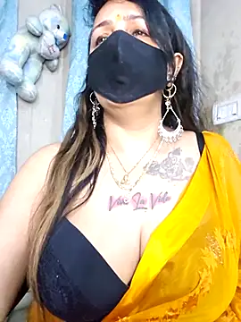 cute-tanvi online show from February 21, 1:40 am