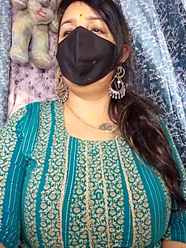 cute-tanvi online show from April 28, 2:27 am