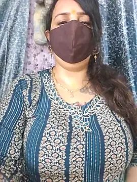 Snapshot of cute-tanvi chatting on July 7, 3:20 am cute-tanvi online show from July 7, 3:20 am