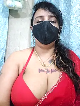 cute-tanvi online show from October 27, 12:44 am