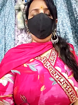 cute-tanvi online show from April 24, 12:51 pm