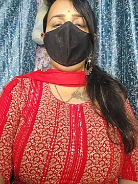 cute-tanvi online show from May 11, 12:50 pm