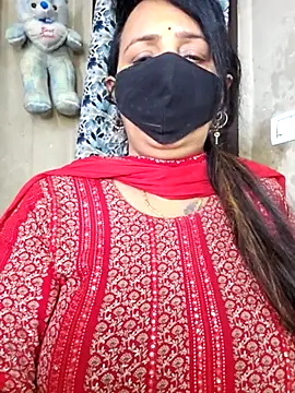 cute-tanvi online show from April 9, 8:42 am