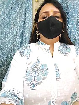 Snapshot of cute-tanvi chatting on February 28, 4:54 am cute-tanvi online show from February 28, 4:54 am