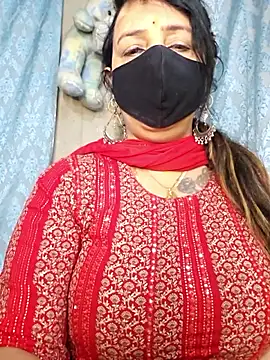 cute-tanvi online show from February 25, 12:44 am